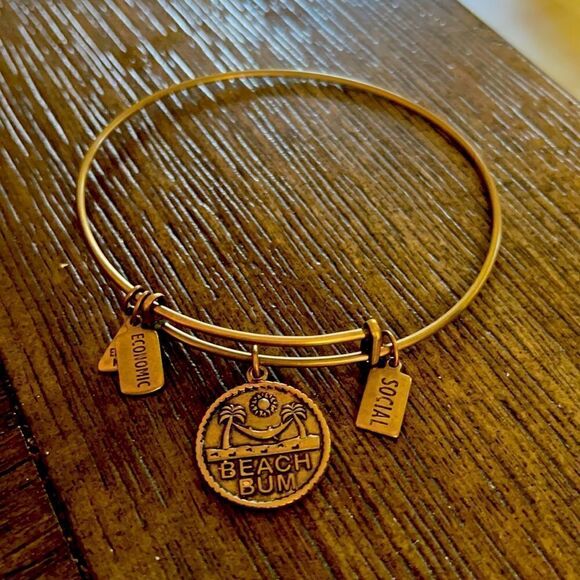 BEACH BUM BRACELET   - Picture 1 of 3